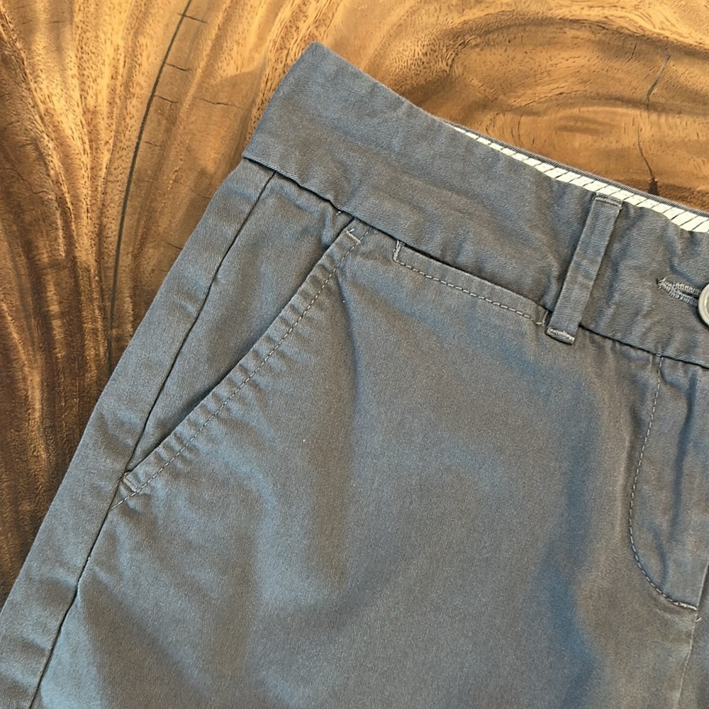 LOFT Gray The Riviera Short - Picture 2 of 10